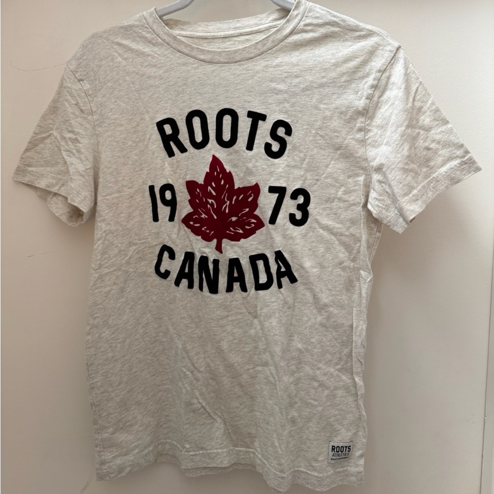 ROOTS shirt